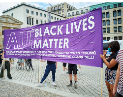 Kundgebung am 04.07.2020 auf dem Parister Platz in Berlin